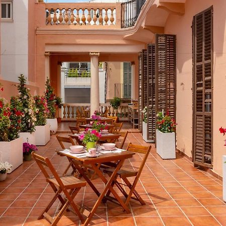 Antonios Hostal Sitges Exterior foto