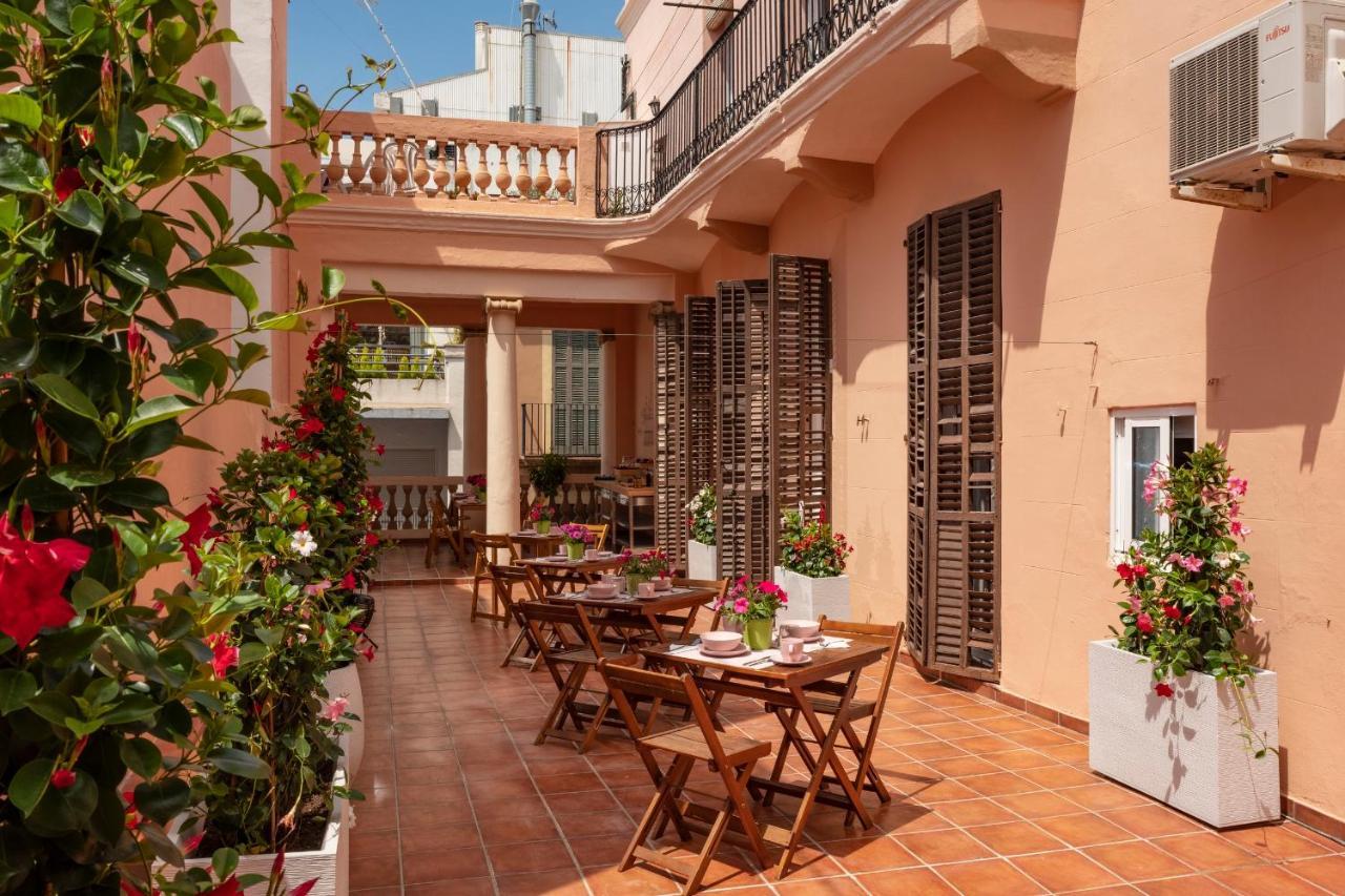 Antonios Hostal Sitges Exterior foto