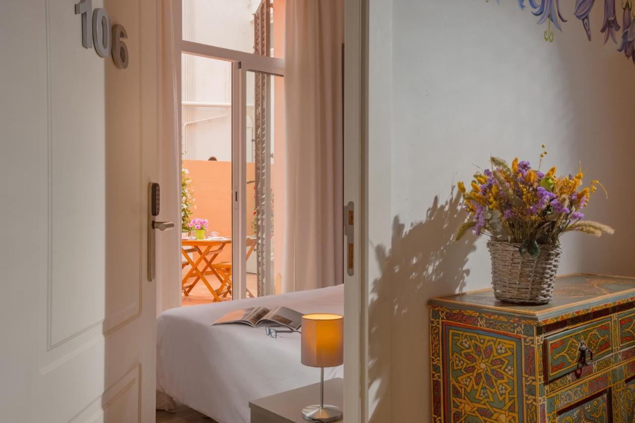 Antonios Hostal Sitges Exterior foto