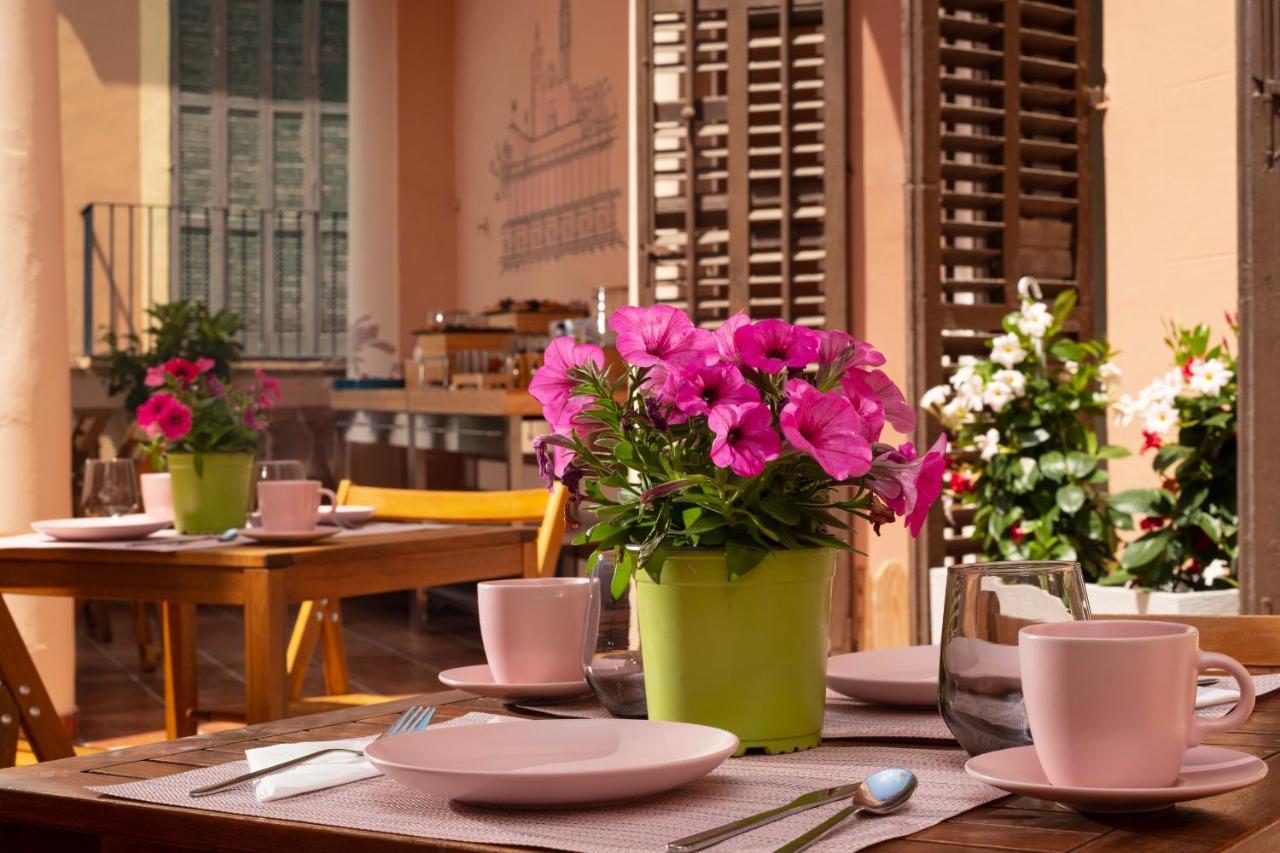 Antonios Hostal Sitges Exterior foto